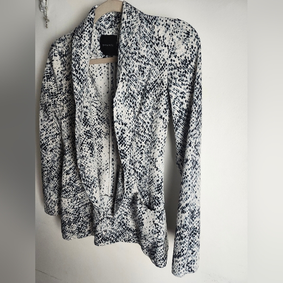 Dynamite Snake Print Blazer Relaxed Fit With Pockets Lightweight - Picture 2 of 6